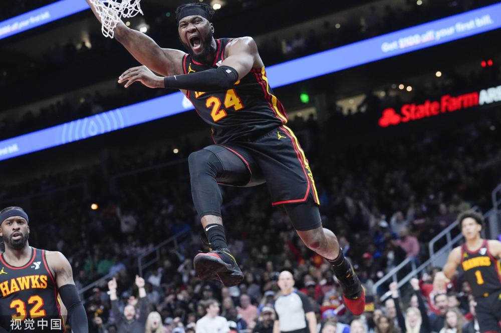 她不仅在国 她不仅在国