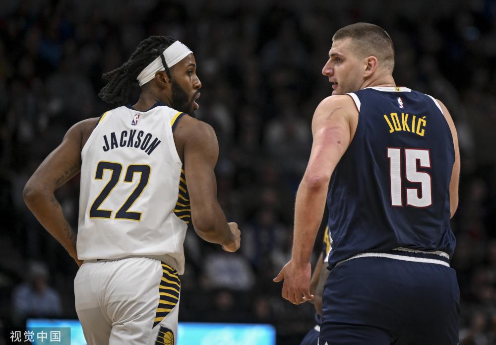 镁光灯下 镁光灯下